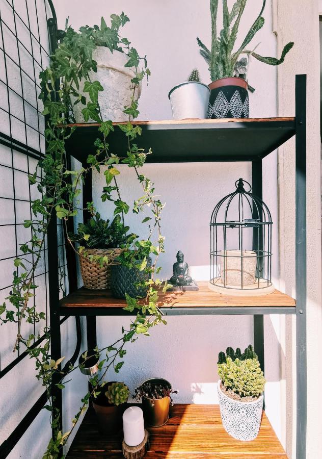 Apartment Kintsugi House